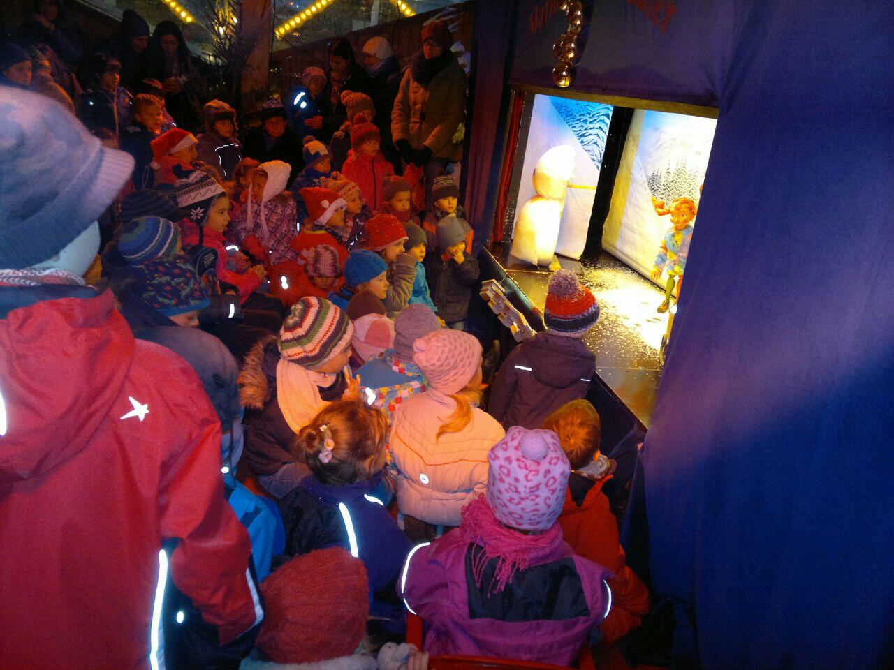 ausflug-auf-den-weihnachtsmarkt-1